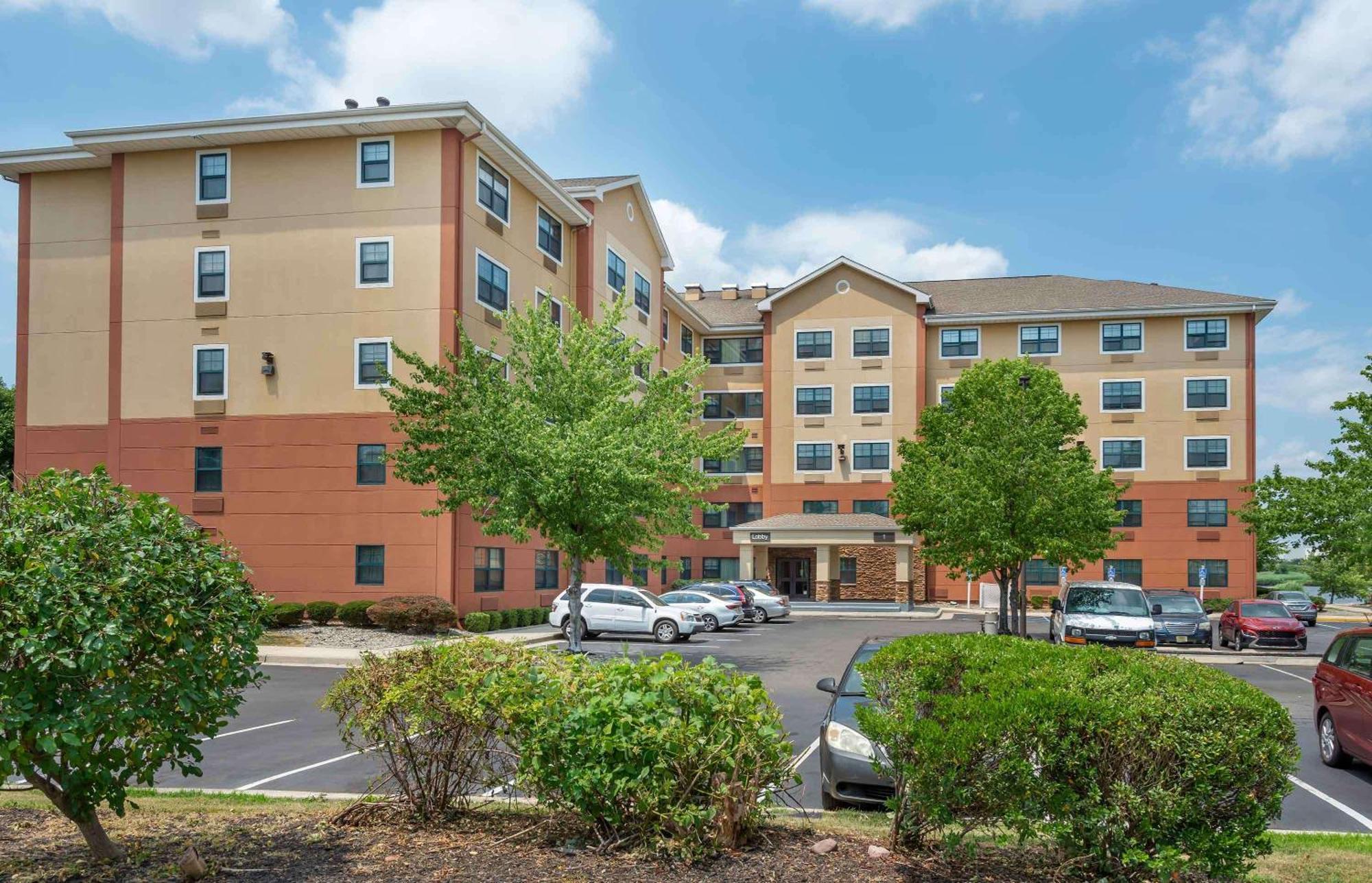 Extended America - - Meadowlands Secaucus